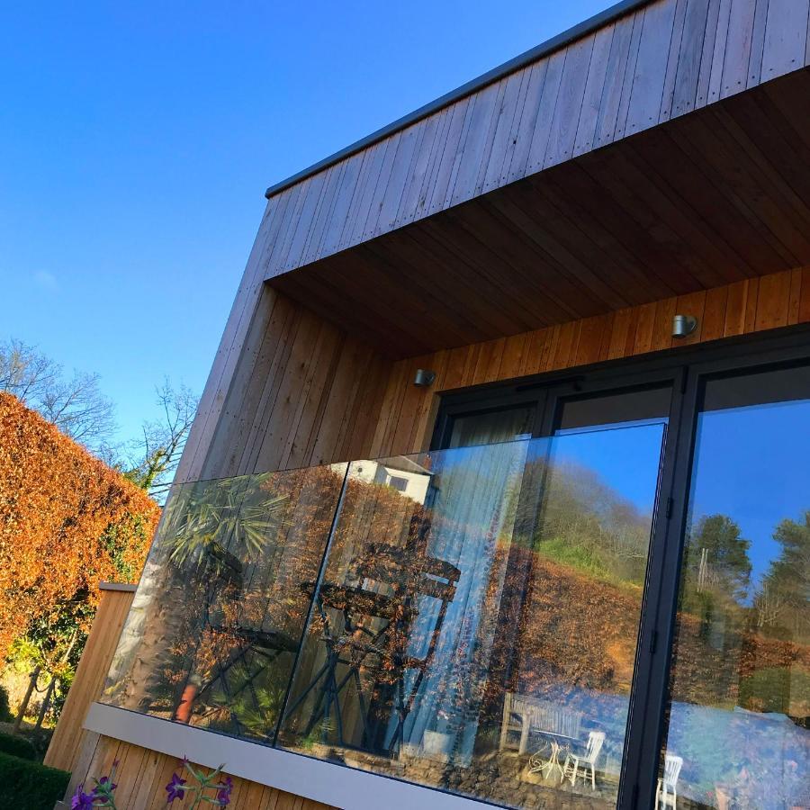 Morecombelake Uplands Garden B&B 외부 사진